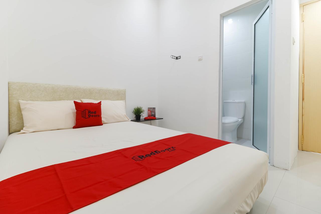 Reddoorz Plus @ Kapuk Business Park Jakarta Exterior photo